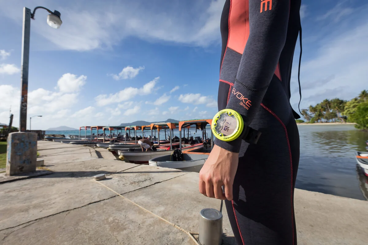 /userfiles/product_gallery_images/origin/SS021643000-suunto-zoop-novo-lime-micronesia-img-1678-10.webp
