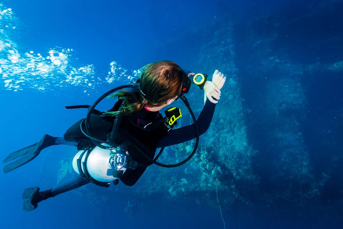 /userfiles/product_gallery_images/origin/SS021643000-suunto-zoop-novo-lime-micronesia-img-2042-12.webp
