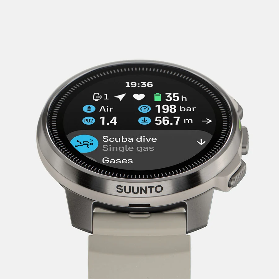 /userfiles/product_gallery_images/origin/SS050984000-4-suunto-ocean-sand-ss050984000-front-tilt-scuba-prestart-en-1280x1280px.webp