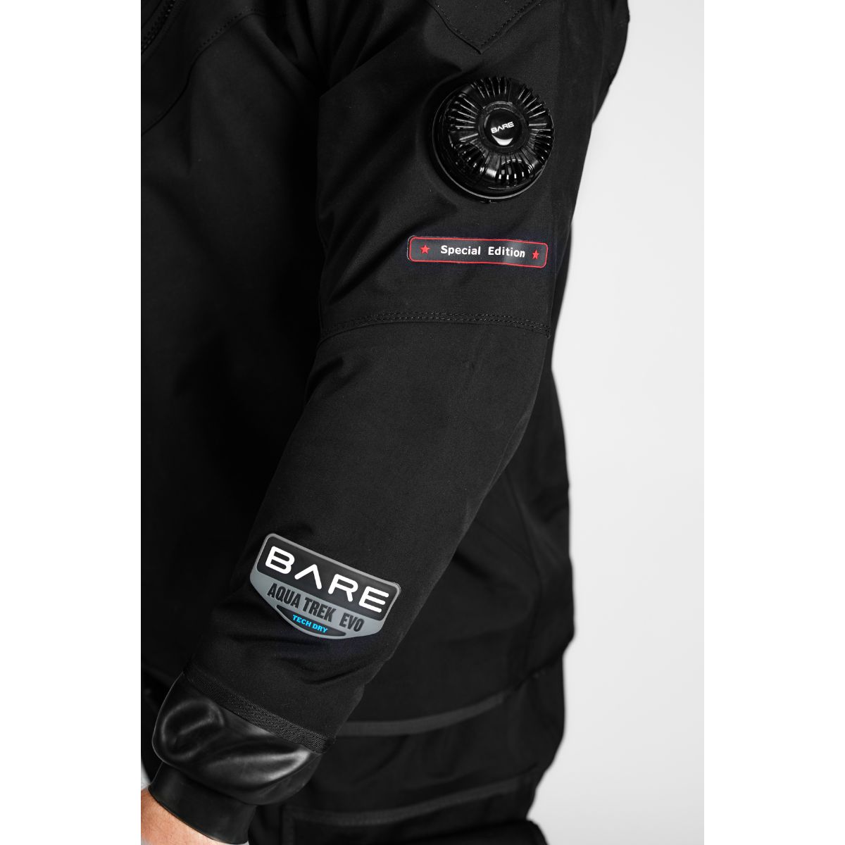 /userfiles/product_gallery_images/origin/bare-aqua-trek-evo-9.jpeg