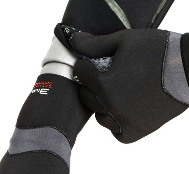 /userfiles/product_gallery_images/origin/bare-ultrawarmth-3mm-glove-finnsub-2-6.jpeg