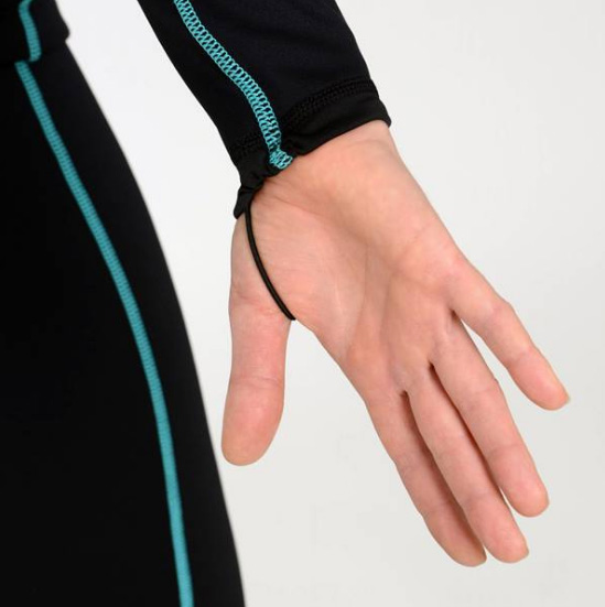 /userfiles/product_gallery_images/origin/ultrawarmth-base-layer-top-women-2.jpeg